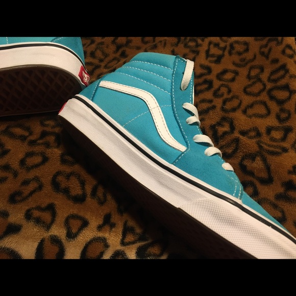 Vans - Picture 4 of 6